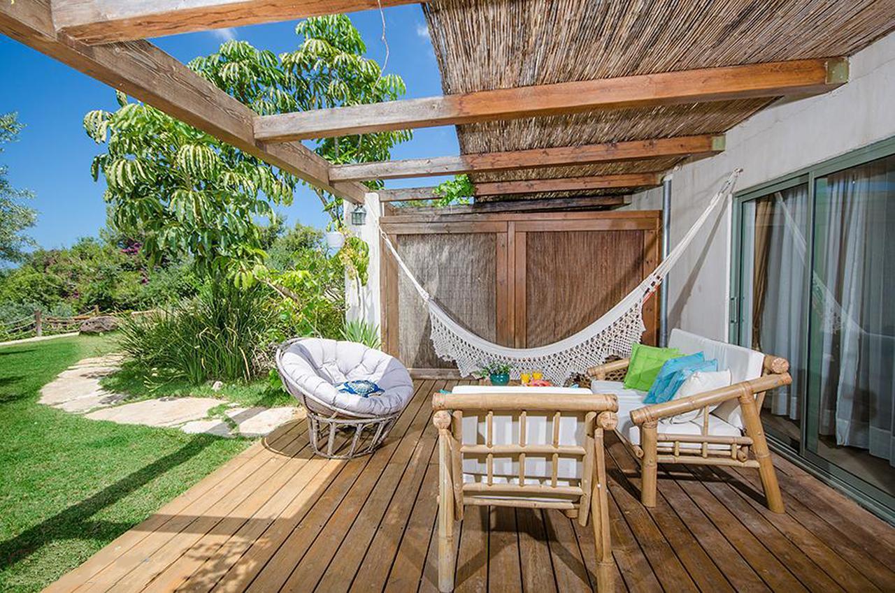 Above The Sea Villa Ein Hod Bagian luar foto